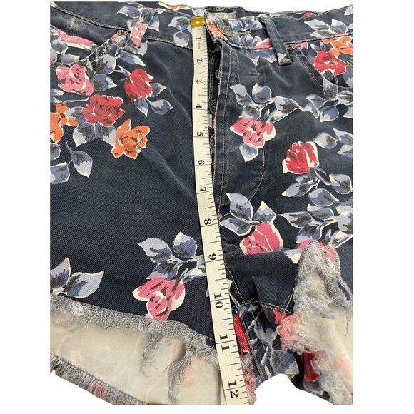 CITIZENS OF HUMANITY FLORAL HIGH RISE CUT-OFF SIZE 28 DENIM SHORTS FESTIVAL BOHO - Picture 10 of 15